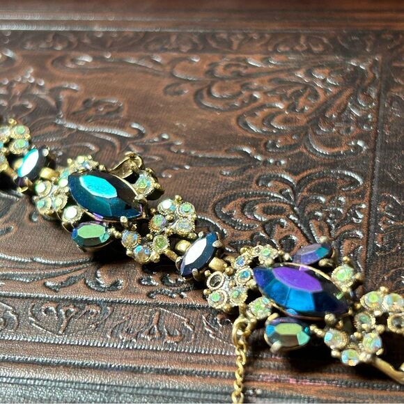 RARE Signed Vintage HOLLYCRAFT 1955 Purple Rhinestone Ornate Bracelet - Picture 3 of 6